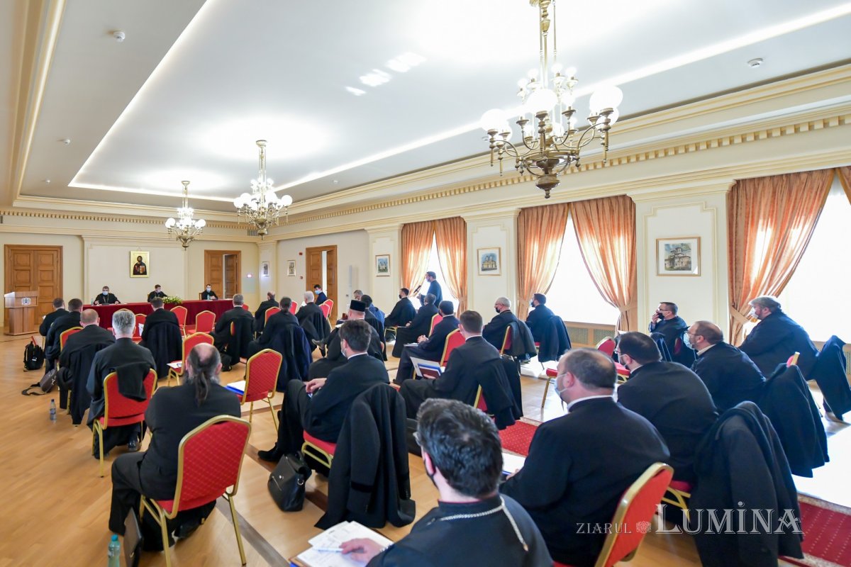 Întâlnire pentru uniformizarea bunelor practici în administrarea cimitirelor 164930