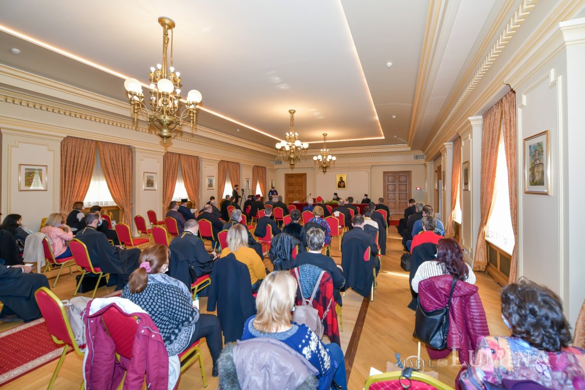 Solidaritate și ajutorare în cadrul Casei de Ajutor Reciproc a Eparhiei Bucureştilor 165124