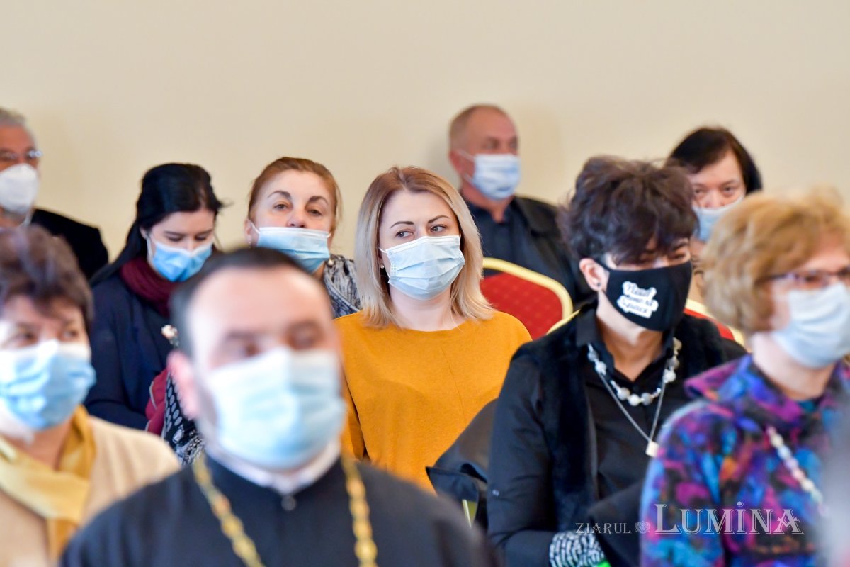 Solidaritate și ajutorare în cadrul Casei de Ajutor Reciproc a Eparhiei Bucureştilor 165135