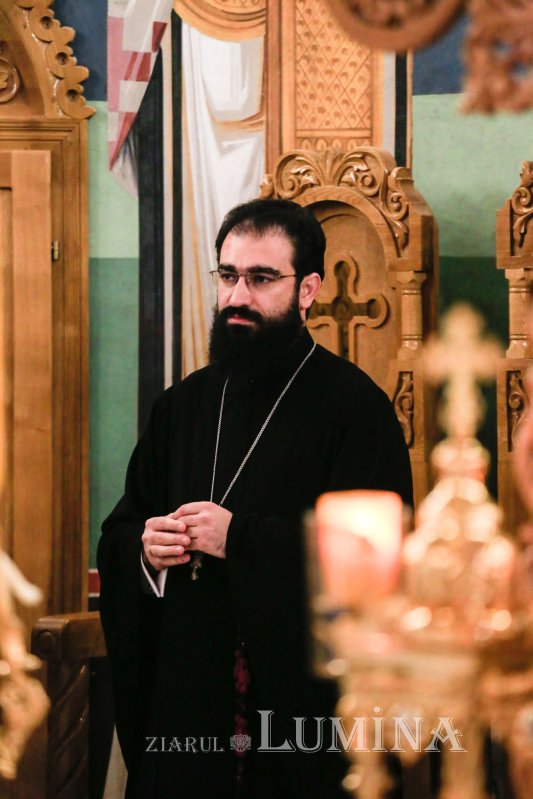 Slujba de ipopsifiere a primului Arhiereu-vicar al Episcopiei Devei și Hunedoarei 165259