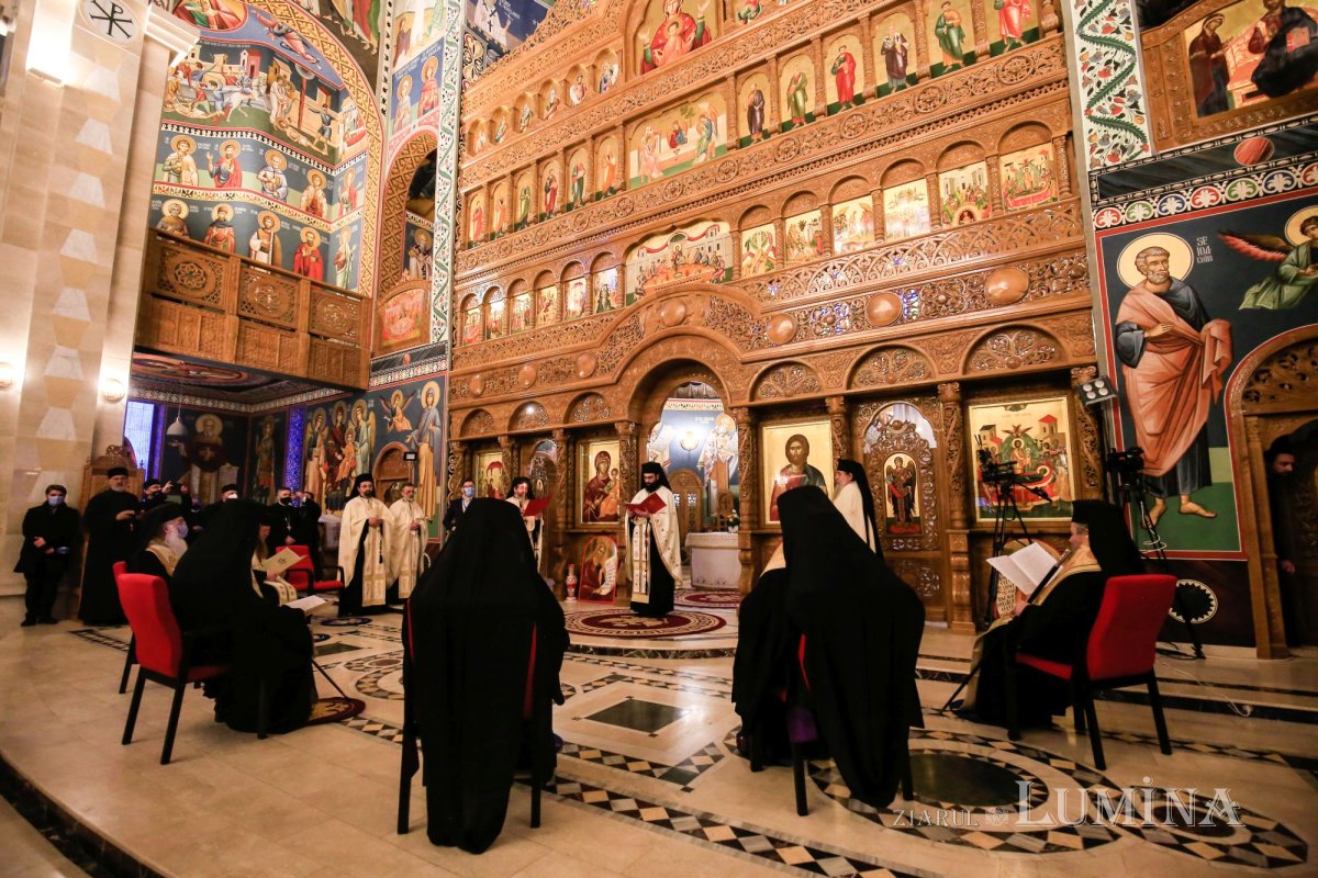 Slujba de ipopsifiere a primului Arhiereu-vicar al Episcopiei Devei și Hunedoarei 165268