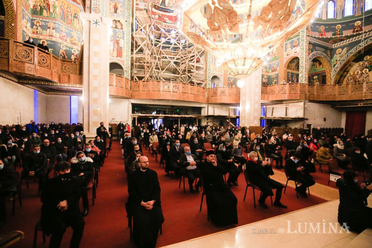 Slujba de ipopsifiere a primului Arhiereu-vicar al Episcopiei Devei și Hunedoarei 165270