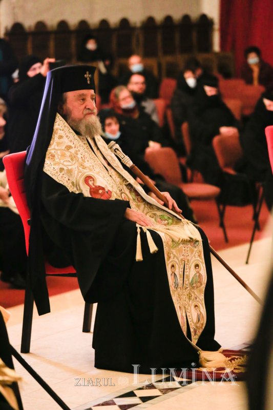 Slujba de ipopsifiere a primului Arhiereu-vicar al Episcopiei Devei și Hunedoarei 165275