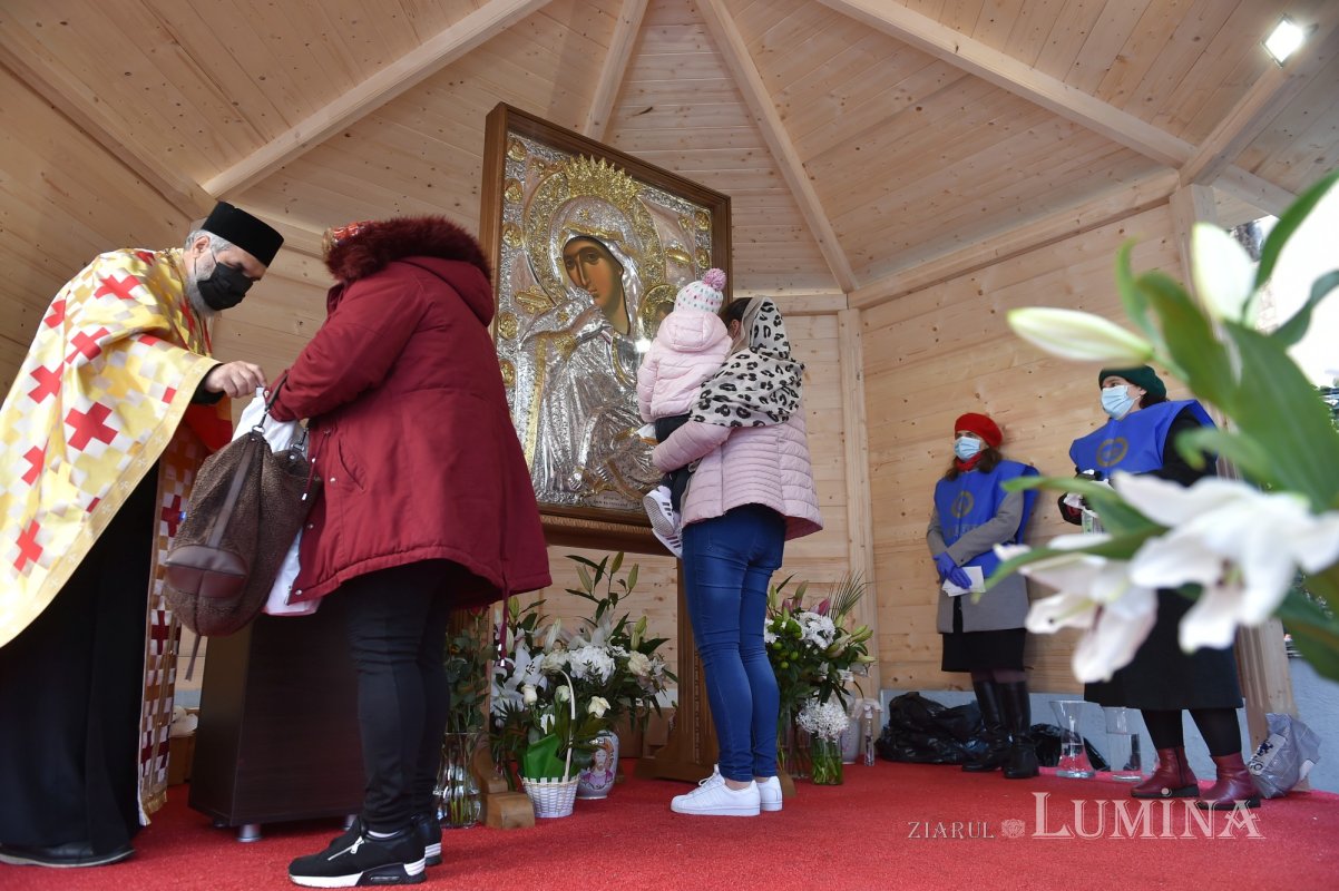 Binecuvântarea Maicii Domnului „Mângâietoarea” în Capitală 165911