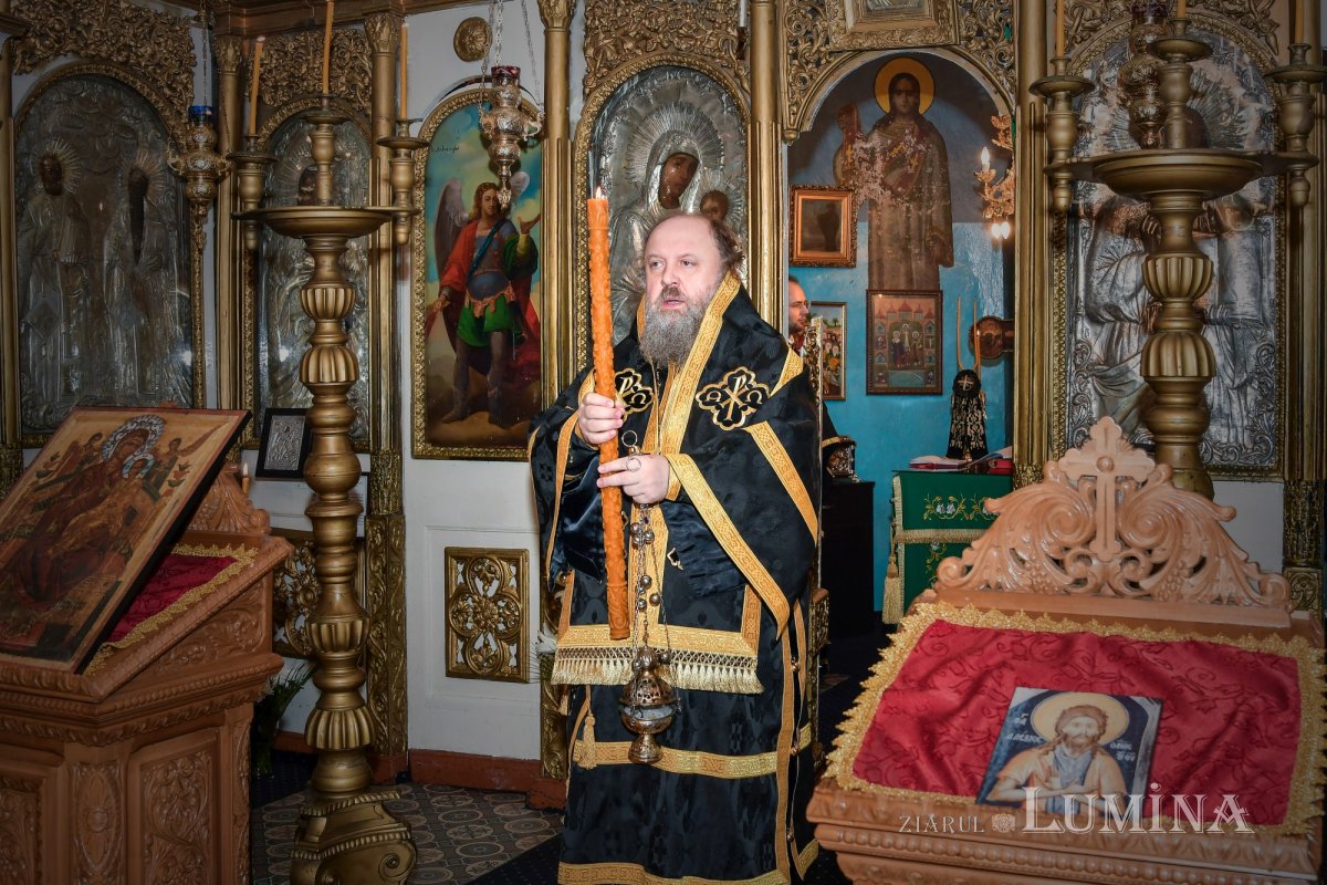 Cuviosul Alexie, omul lui Dumnezeu, cinstit la biserica sa din București  166214