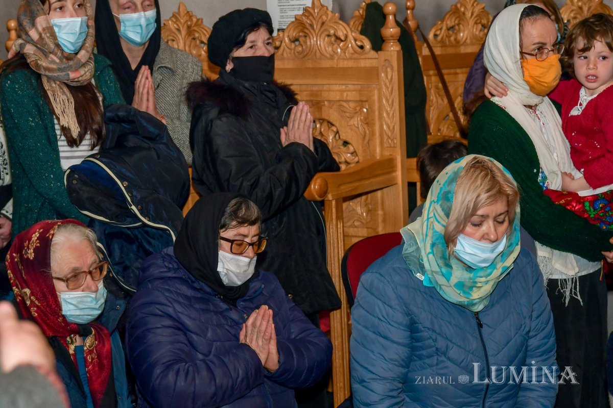 Cuviosul Alexie, omul lui Dumnezeu, cinstit la biserica sa din București  166216