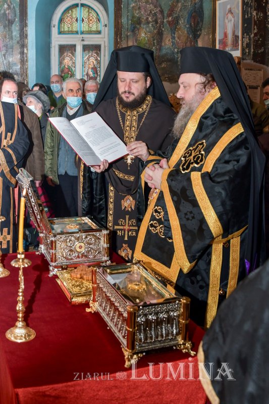 Cuviosul Alexie, omul lui Dumnezeu, cinstit la biserica sa din București  166230