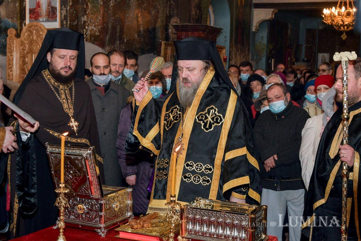 Cuviosul Alexie, omul lui Dumnezeu, cinstit la biserica sa din București  166231