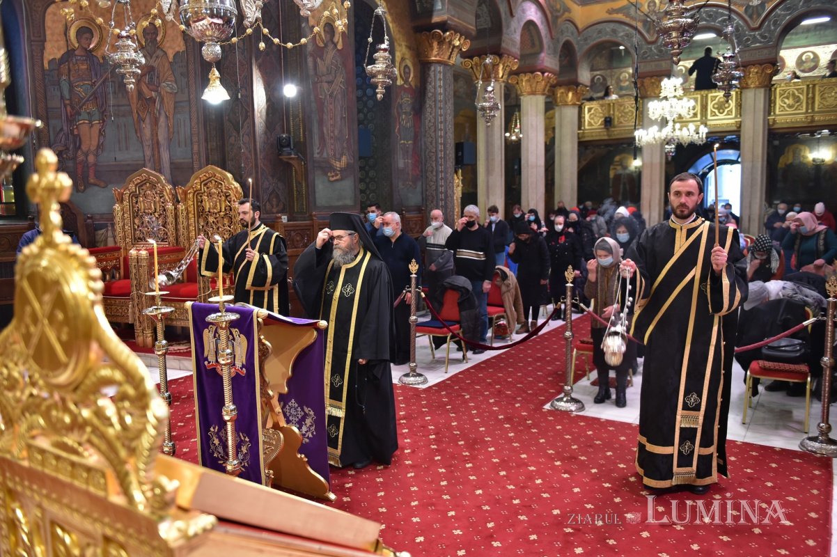 Ultima parte a Canonului Mare la Catedrala Patriarhală 166355