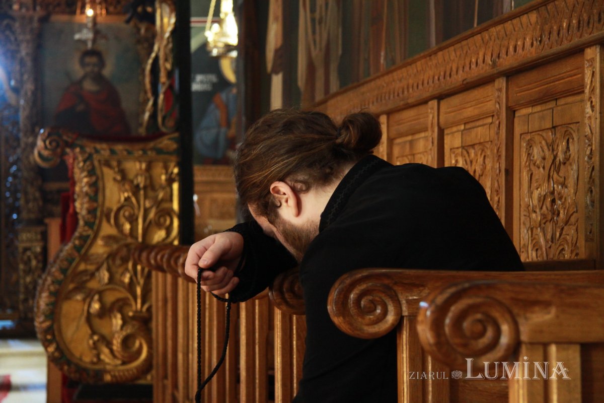 Plânsurile Sfântului Efrem Sirul (Luni seara) 166565