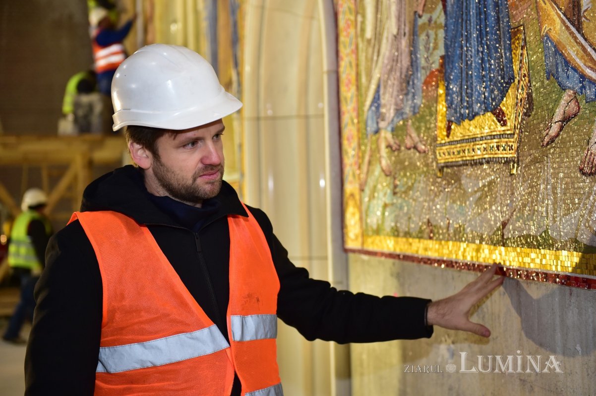 Un mozaic pentru istoria Bisericii și a României 166384