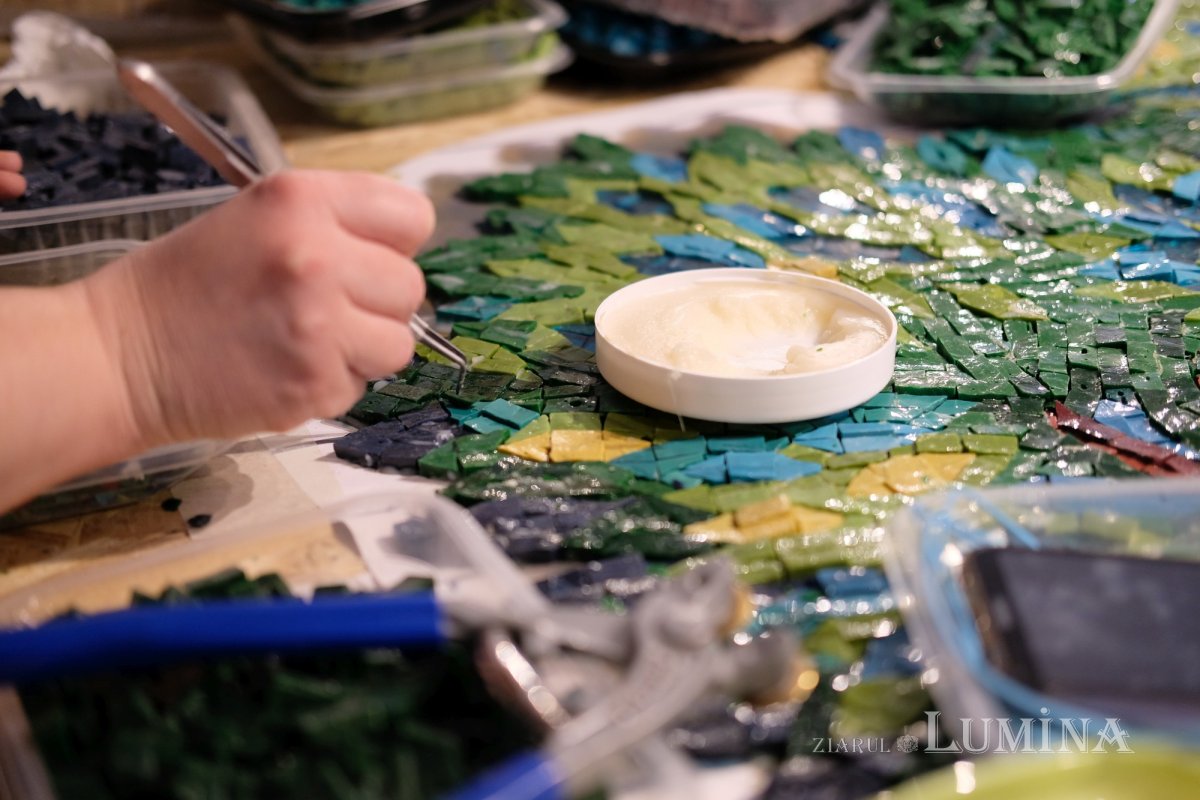 Un mozaic pentru istoria Bisericii și a României 166385