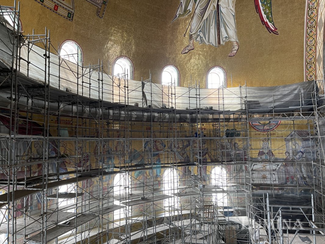 Un mozaic pentru istoria Bisericii și a României 166389