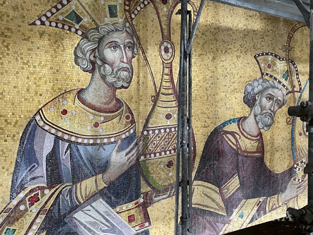 Un mozaic pentru istoria Bisericii și a României 166390