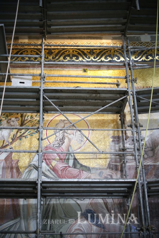 Un mozaic pentru istoria Bisericii și a României 166394