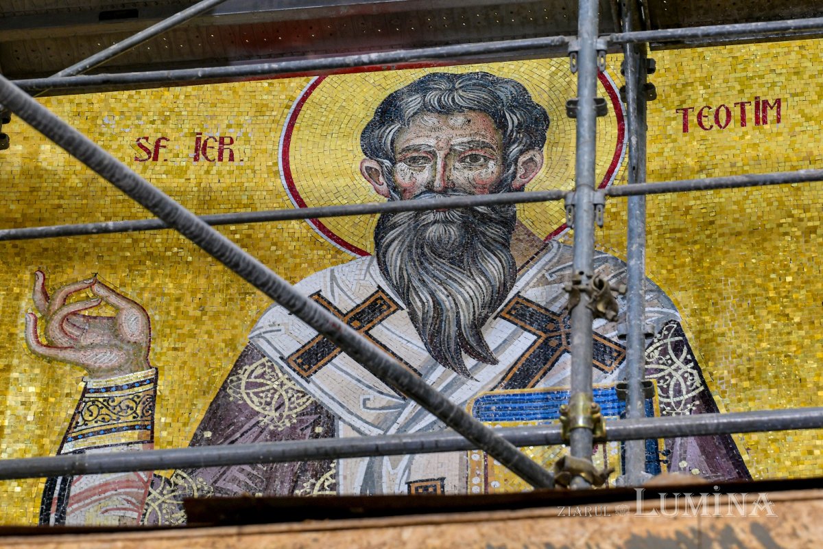 Un mozaic pentru istoria Bisericii și a României 166399