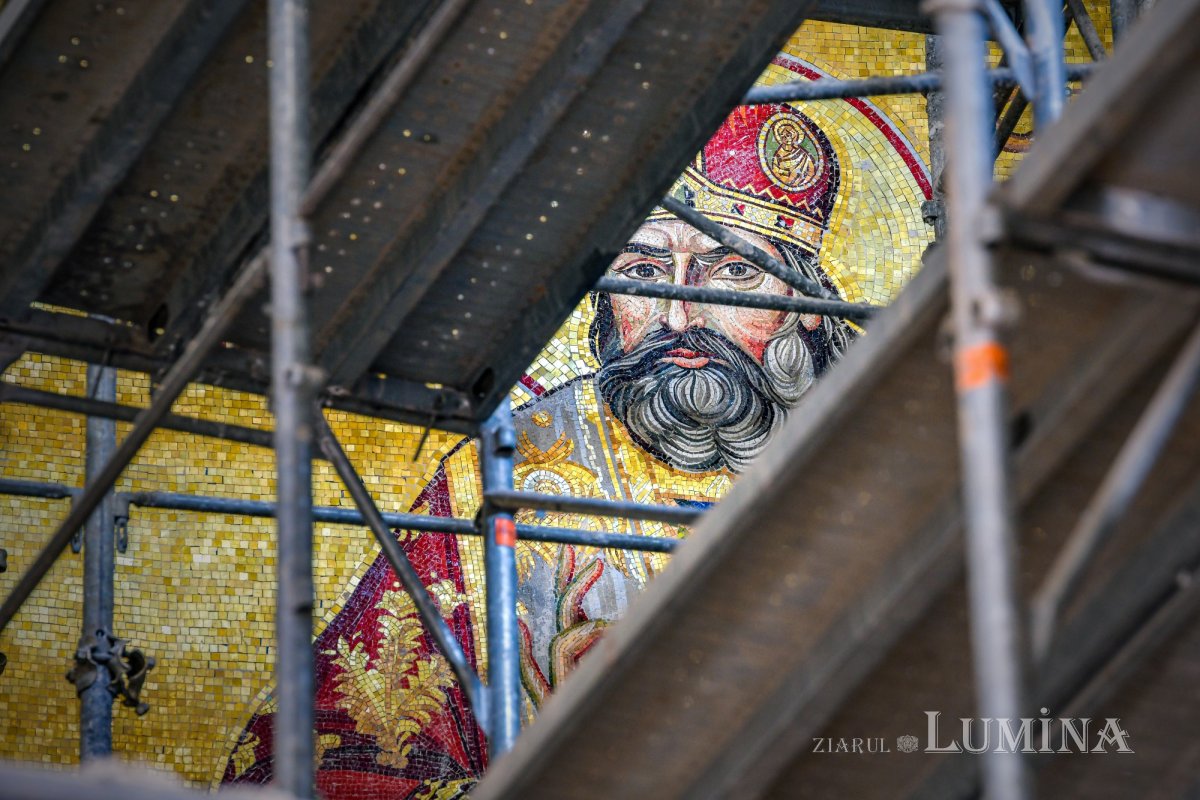 Un mozaic pentru istoria Bisericii și a României 166407