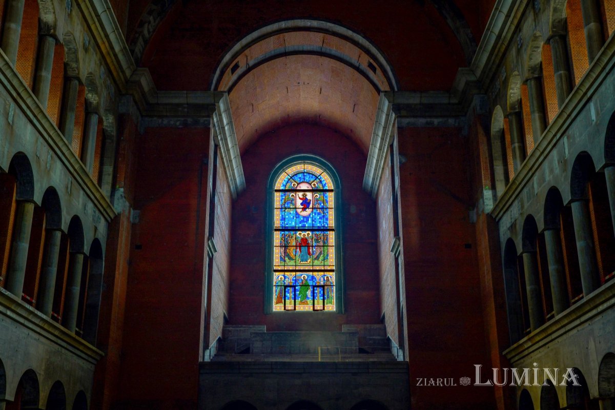 Un mozaic pentru istoria Bisericii și a României 166414