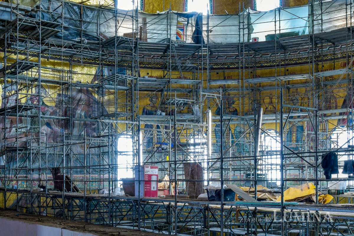 Un mozaic pentru istoria Bisericii și a României 166415