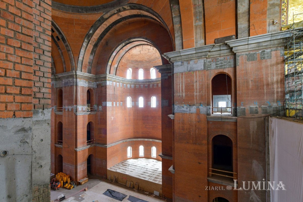 Un mozaic pentru istoria Bisericii și a României 166417