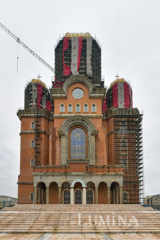 Un mozaic pentru istoria Bisericii și a României 166435