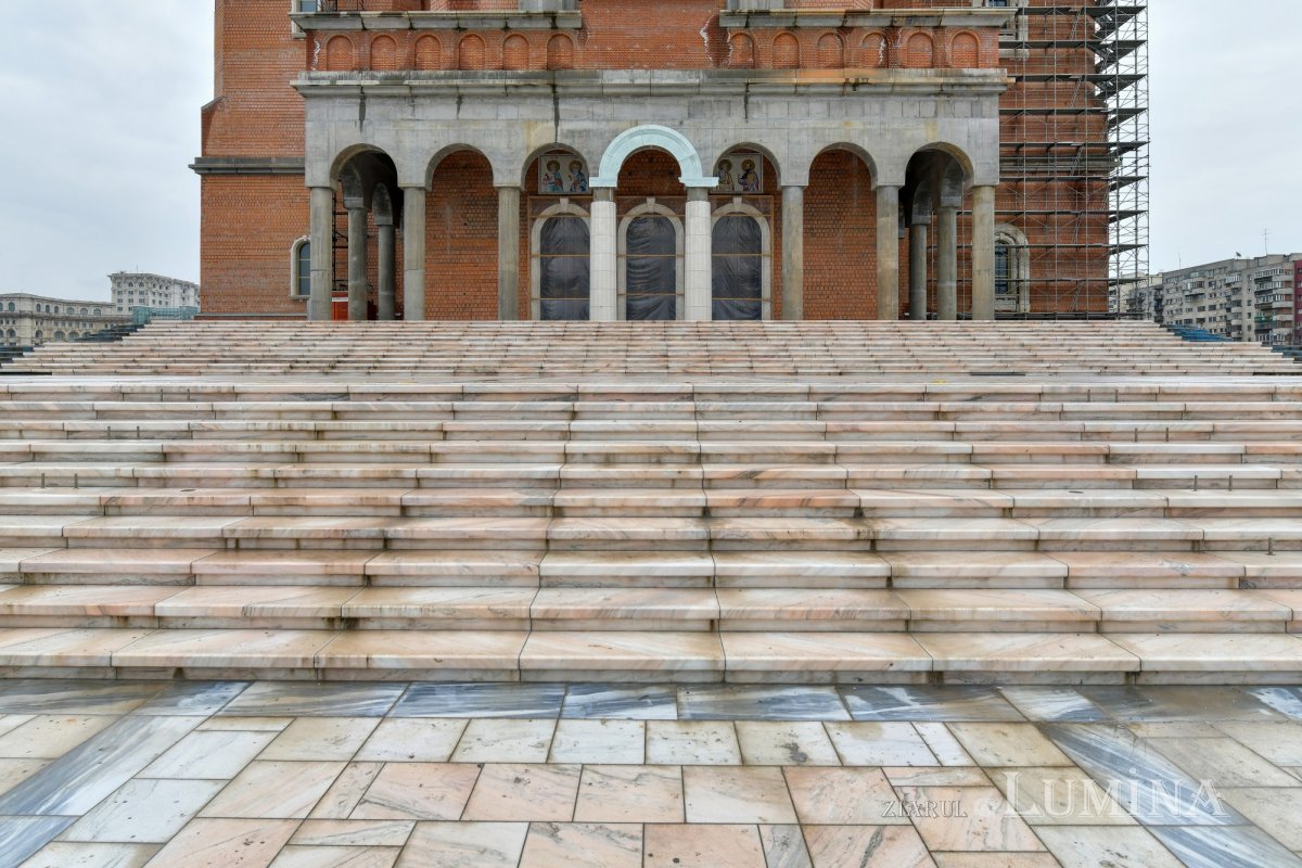 Un mozaic pentru istoria Bisericii și a României 166436