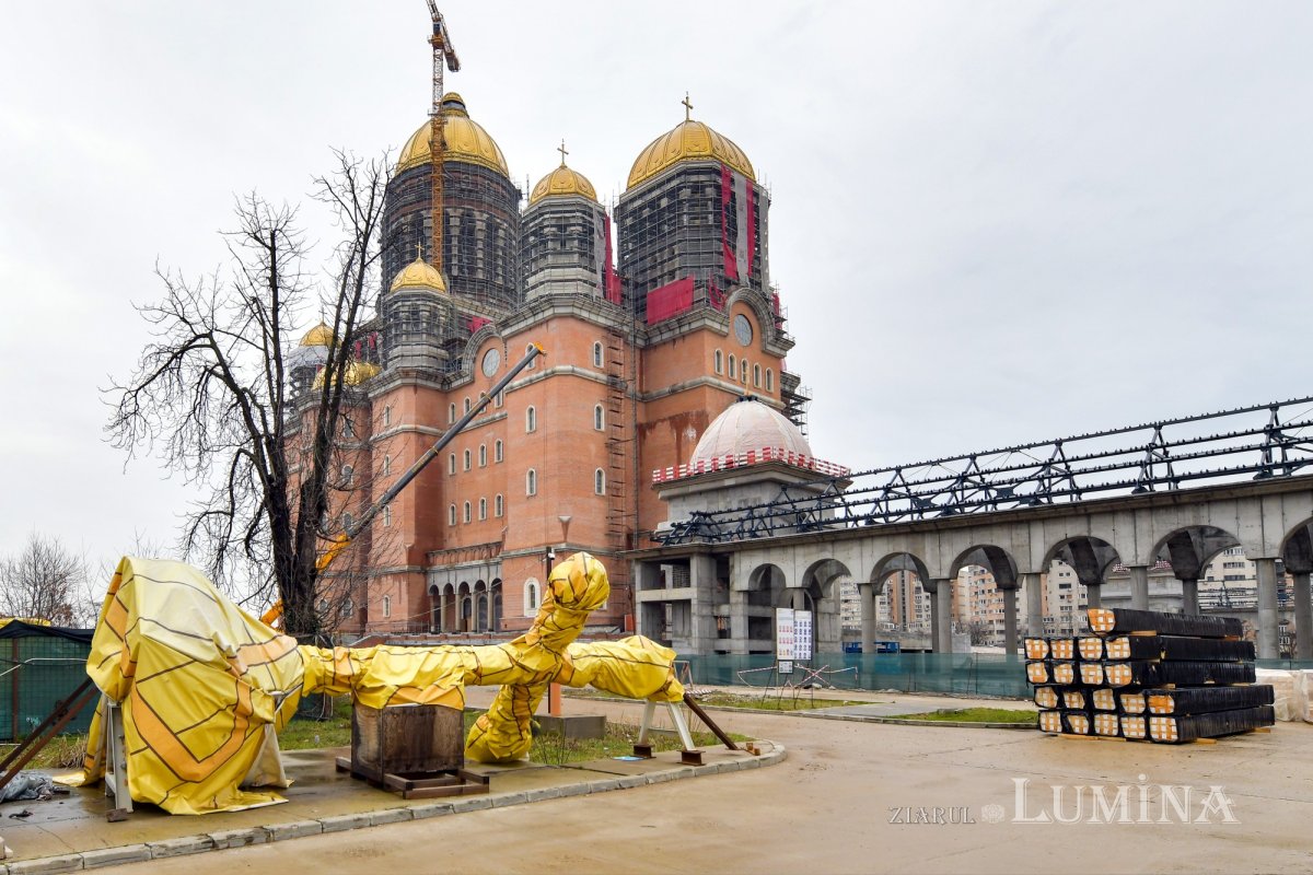 Un mozaic pentru istoria Bisericii și a României 166438