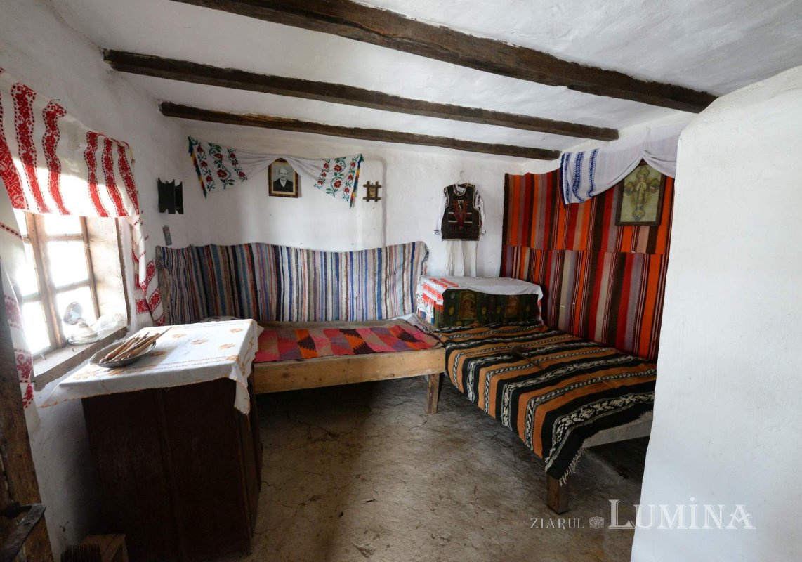 Biserica-bordei de la Stoicănești, unicat în România 166984