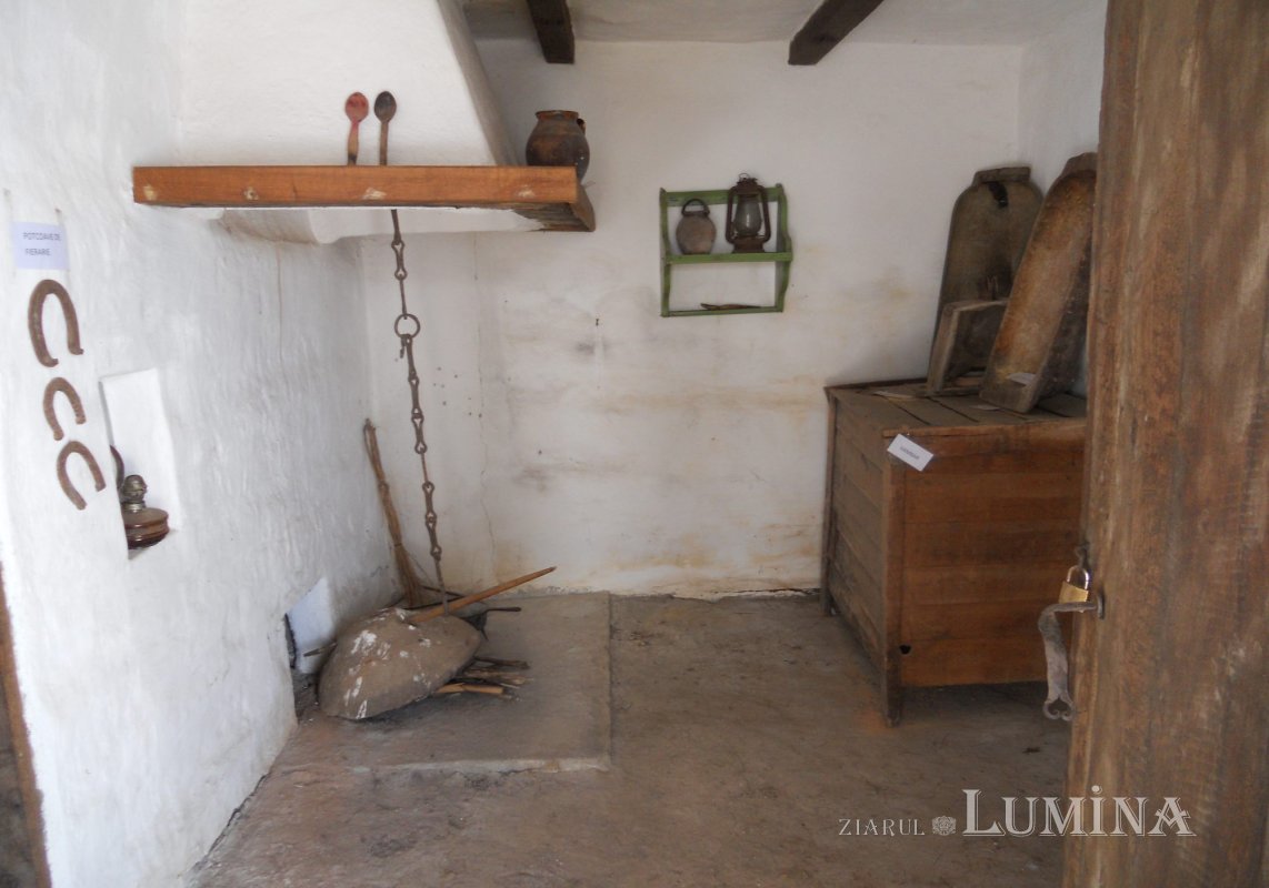 Biserica-bordei de la Stoicănești, unicat în România 166986