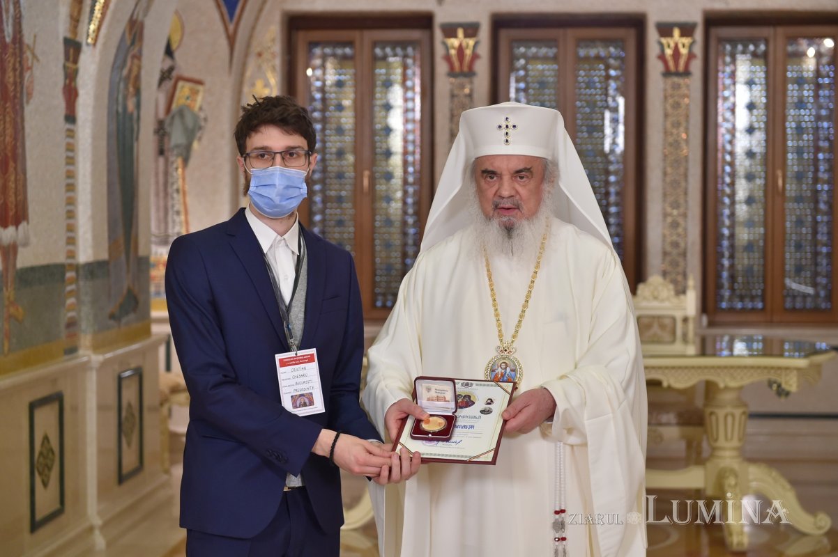 Diploma omagială cu medalie a anului 2020 oferită preşedinţilor filialelor ASCOR 167490