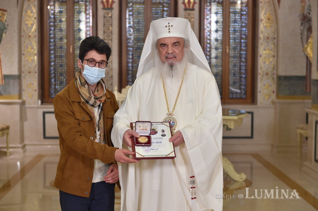 Diploma omagială cu medalie a anului 2020 oferită preşedinţilor filialelor ASCOR 167494