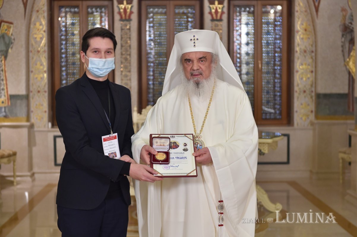 Diploma omagială cu medalie a anului 2020 oferită preşedinţilor filialelor ASCOR 167498