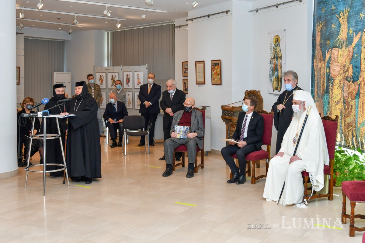 Expoziție dedicată Mănăstirii Voroneț la Biblioteca Academiei Române 167727