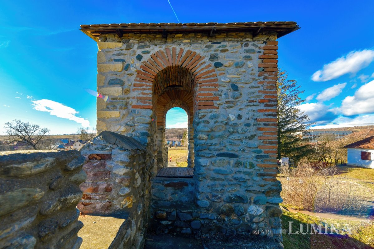 Pe urmele romanilor și ale dacilor liberi 167591