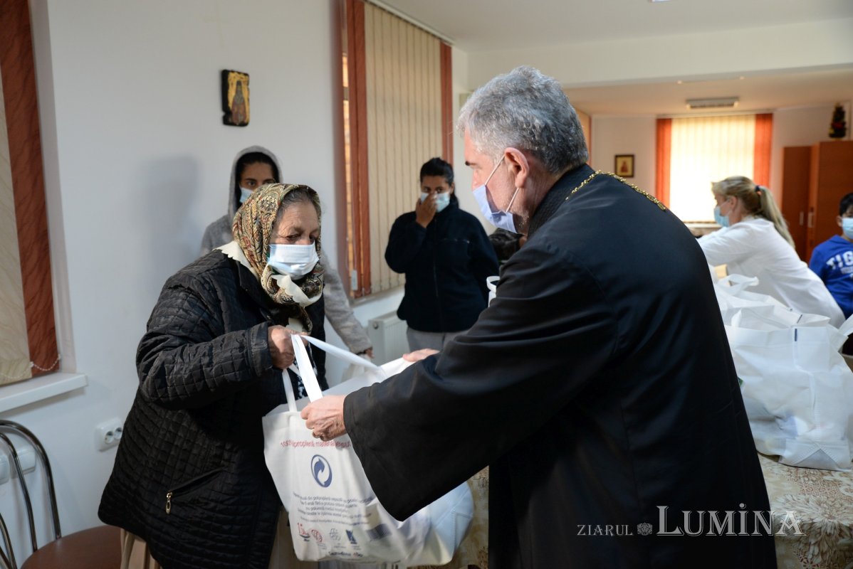 Acțiuni filantropice în București de Ziua Internațională a Romilor 167877