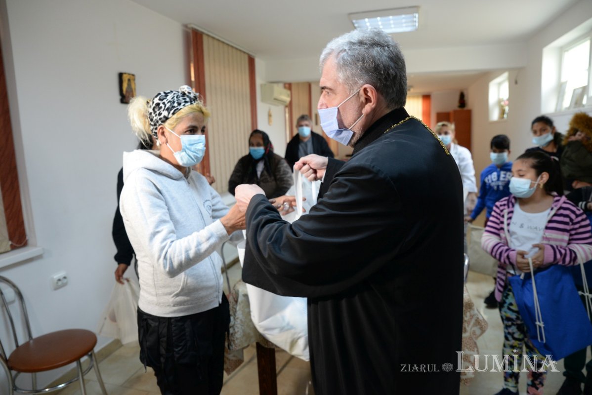 Acțiuni filantropice în București de Ziua Internațională a Romilor 167879