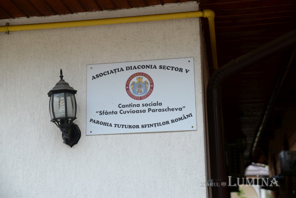 Acțiuni filantropice în București de Ziua Internațională a Romilor 167886