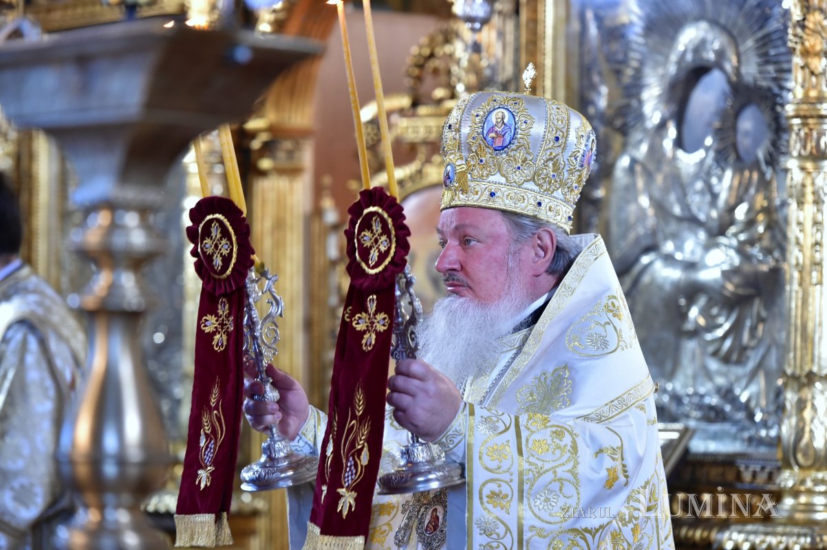 Binecuvântare patriarhală în zi de hram la Mănăstirea Cernica 168080