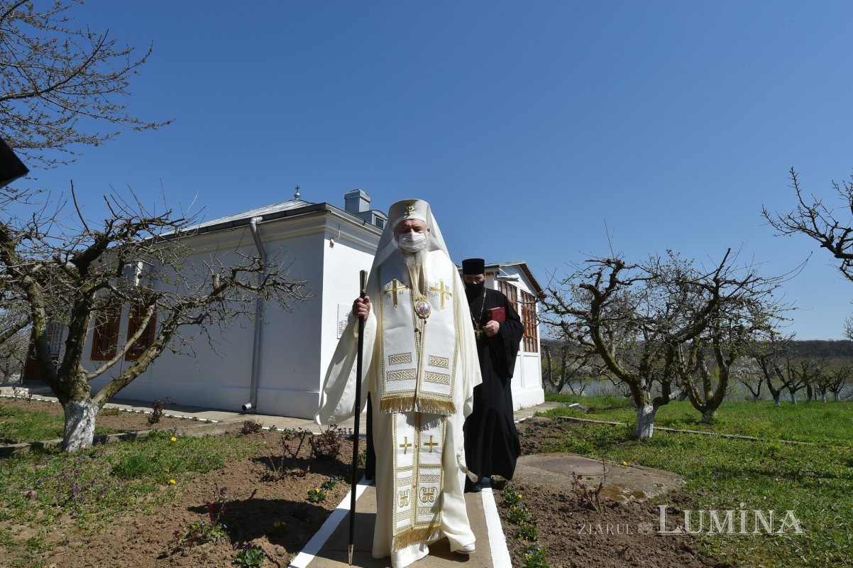 Binecuvântare patriarhală în zi de hram la Mănăstirea Cernica 168104