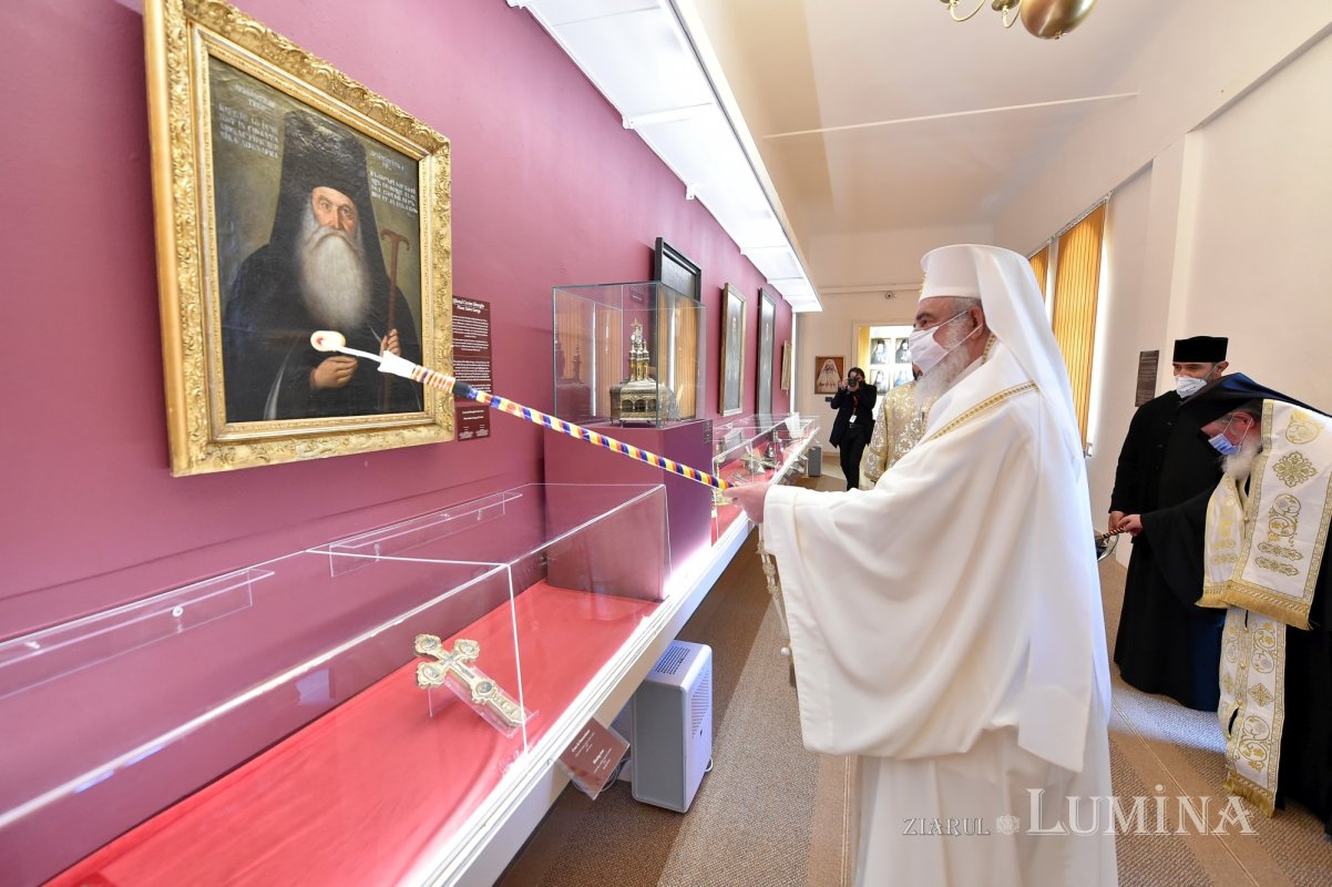Binecuvântare patriarhală în zi de hram la Mănăstirea Cernica 168105