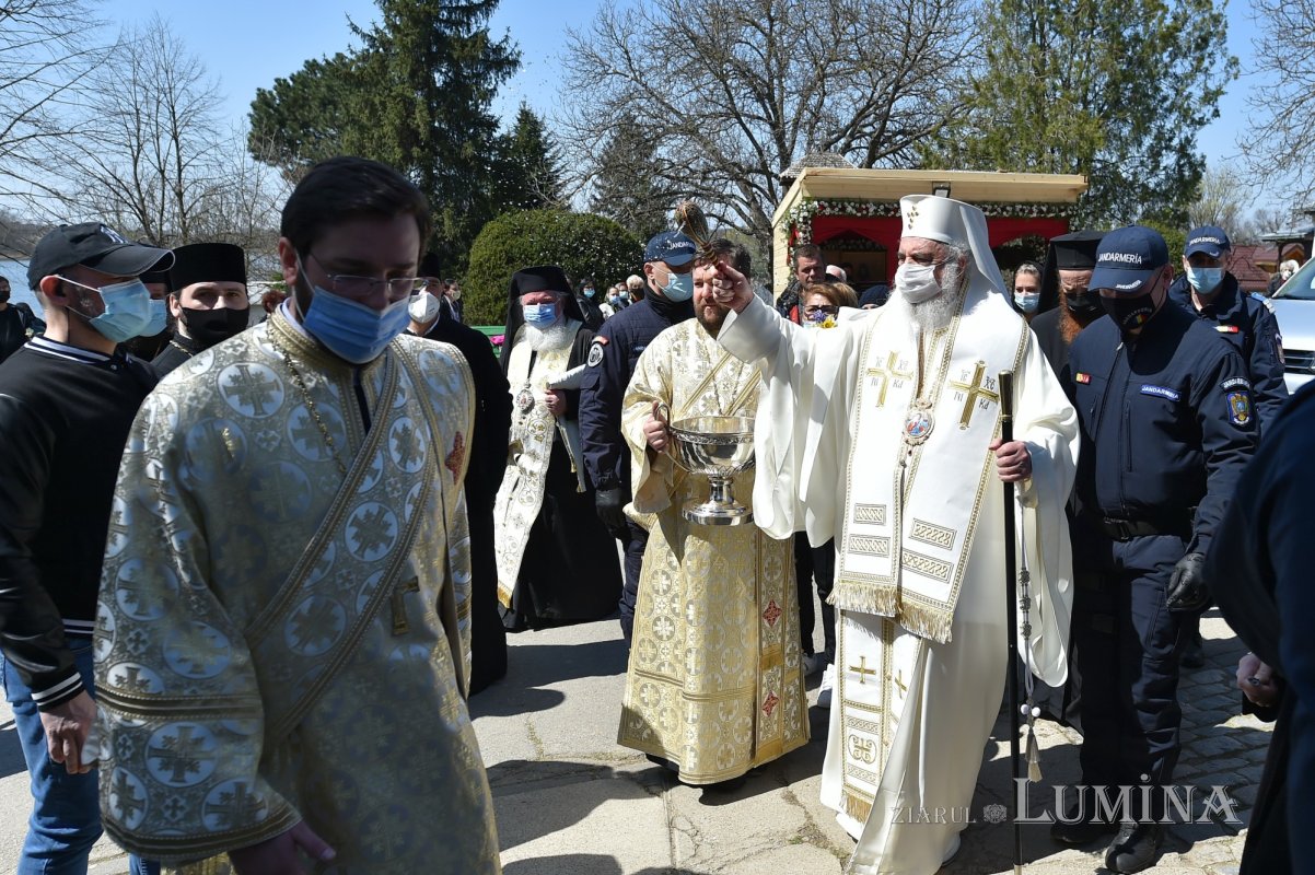 Binecuvântare patriarhală în zi de hram la Mănăstirea Cernica 168119