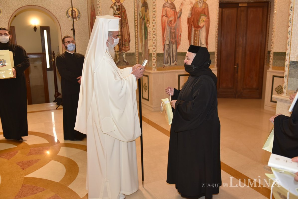 Distincție pentru obștea Mănăstirii Voroneț din partea Patriarhului României  168307