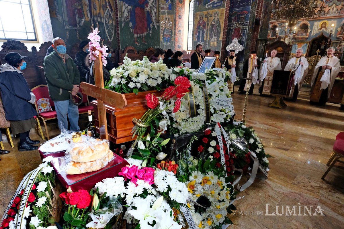 Preacucernicul părinte lector dr. Dumitru Pintea (1953-2021). Teolog erudit şi preot iubitor de cultură 168837