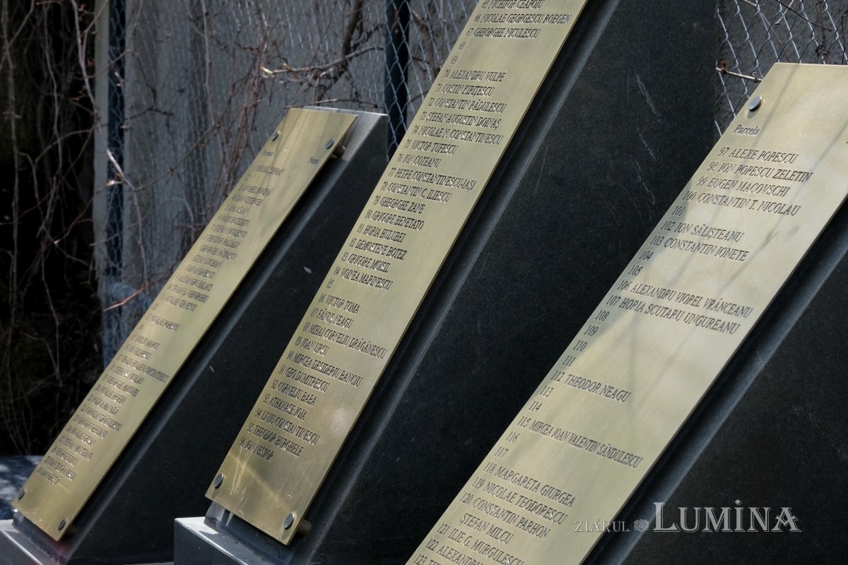 Membrii și donatorii marcanți ai Academiei Române pomeniți în cimitirul Bellu 168920