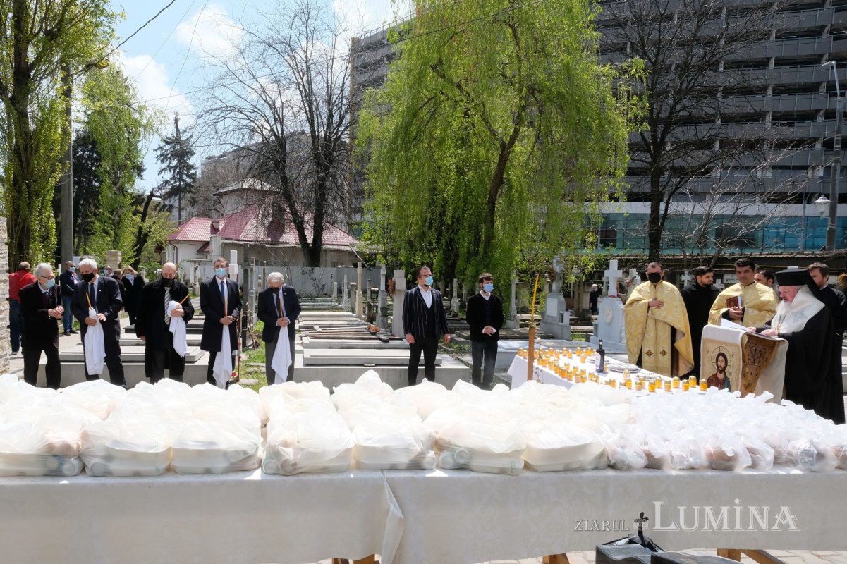 Membrii și donatorii marcanți ai Academiei Române pomeniți în cimitirul Bellu 168928