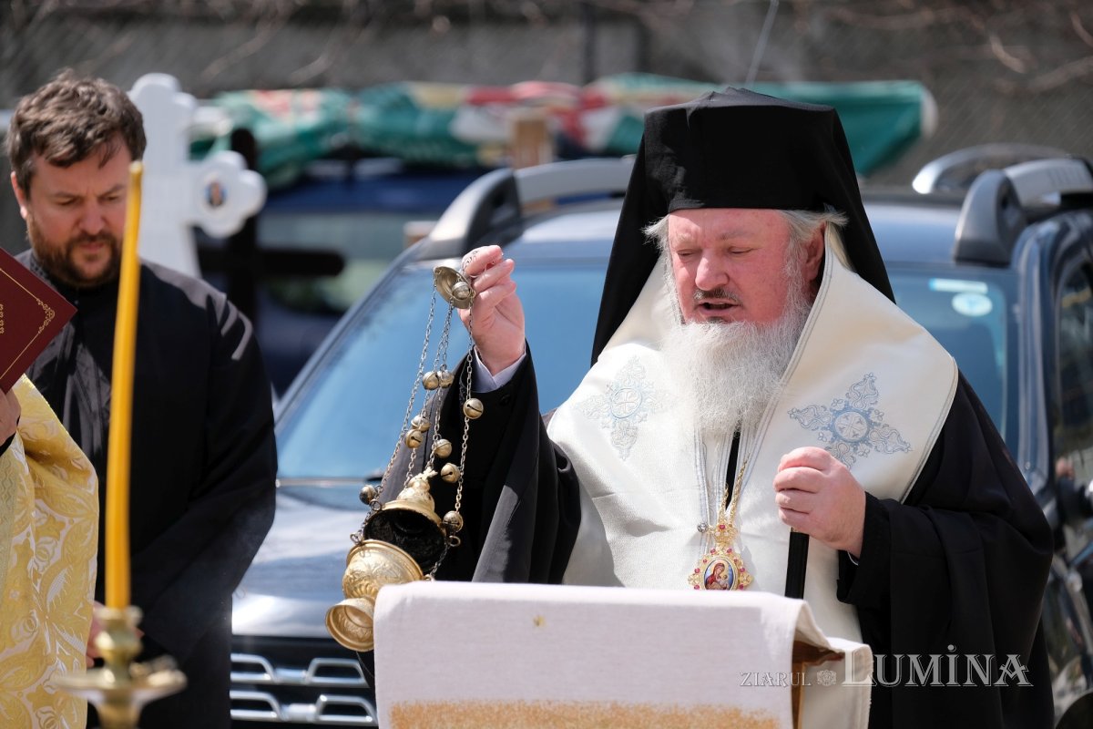 Membrii și donatorii marcanți ai Academiei Române pomeniți în cimitirul Bellu 168931
