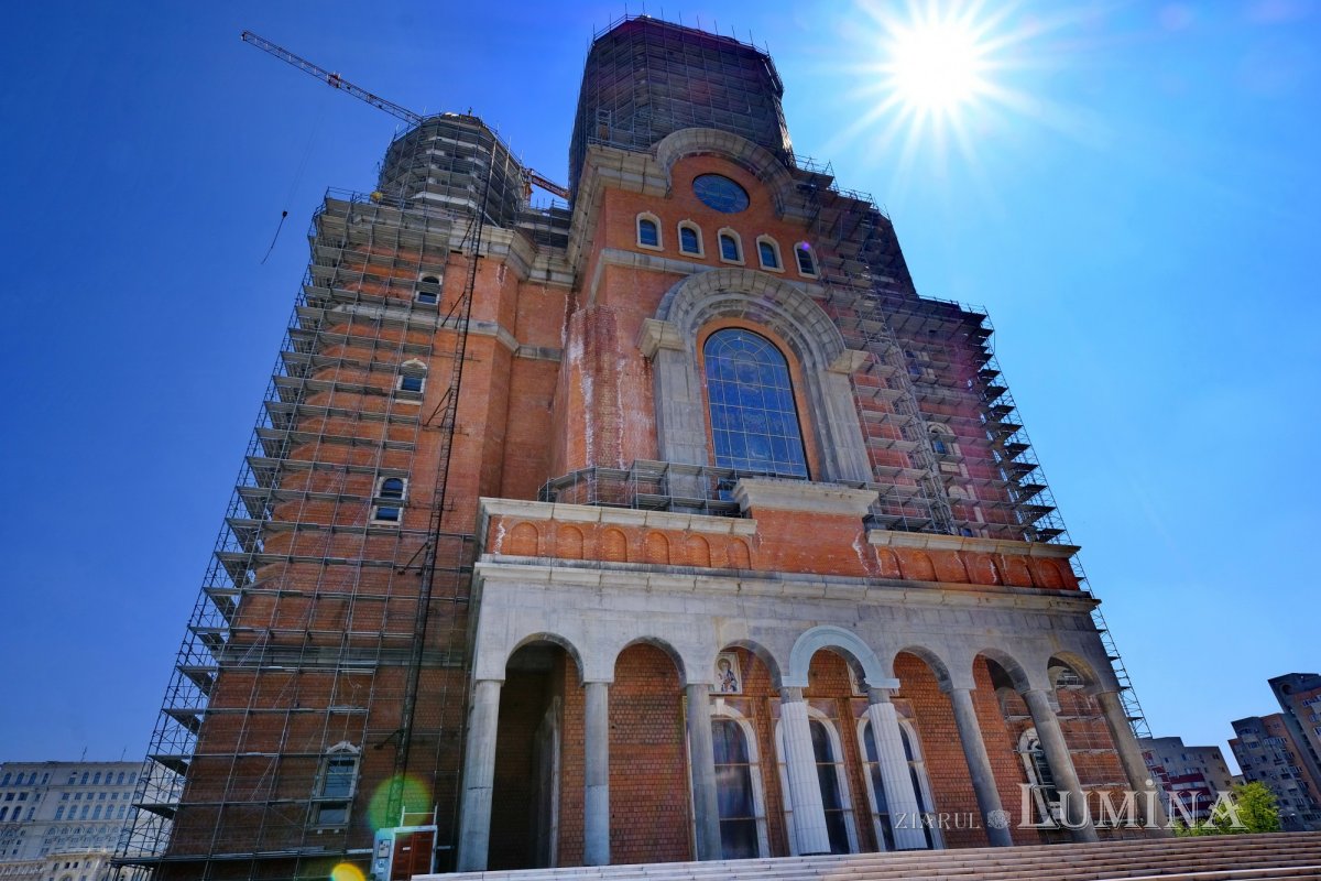 Şantierul Catedralei Mântuirii Neamului în preajma sărbătorilor pascale  169015