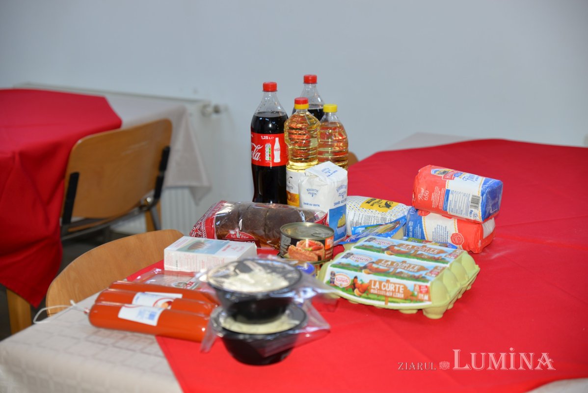 Sprijin pentru persoane vulnerabile la cantina „Sfânta Ana” din București 169028