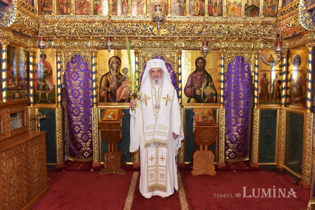 „Sărbătoarea Floriilor, arvună a biruinţei lui Hristos asupra morţii” 169132