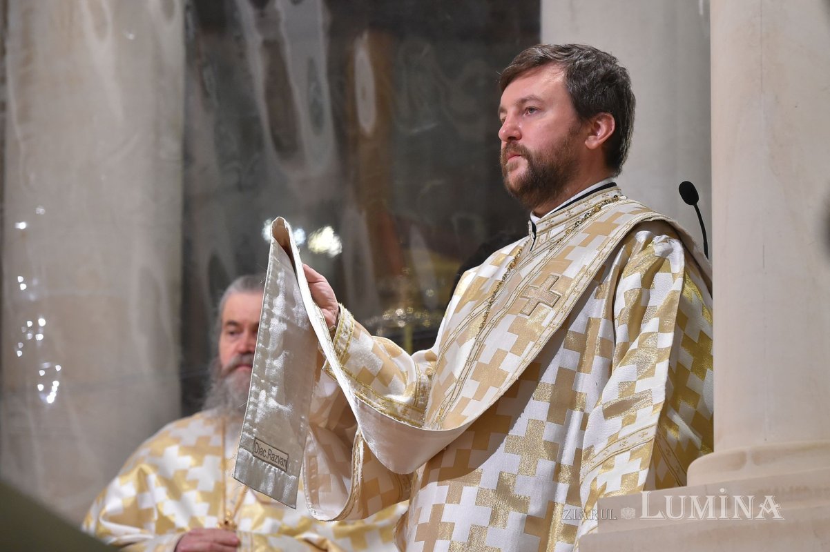 Sfânta Liturghie pascală la Patriarhie 169899